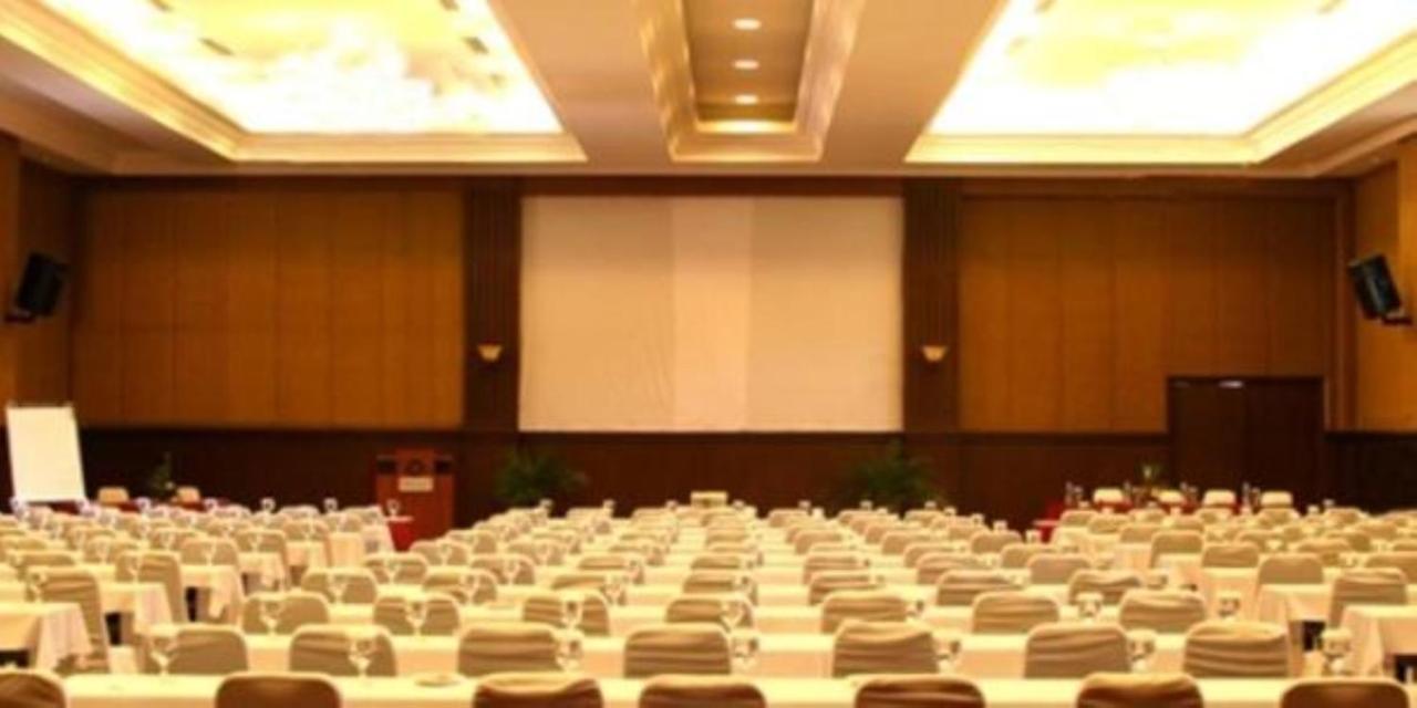 The Sulthan Darussalam Medan Ngoại thất bức ảnh